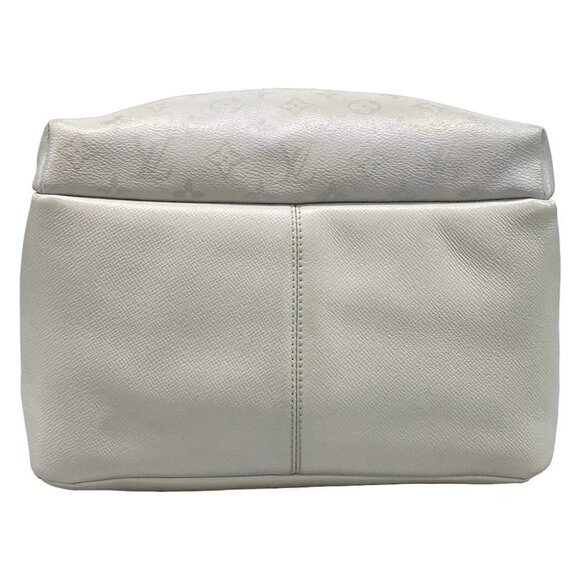 LOUIS VUITTON Discovery Backpack Bronze/Optic White Taigarama - Picture 8 of 15